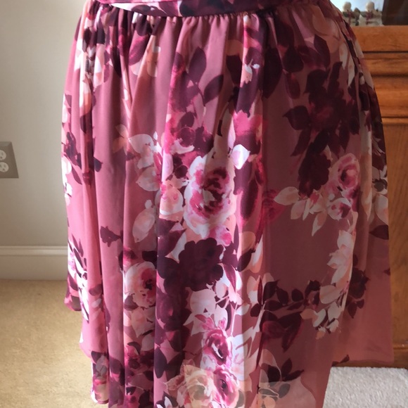 LC Lauren Conrad Floral Rose Mini Dress - Picture 4 of 4